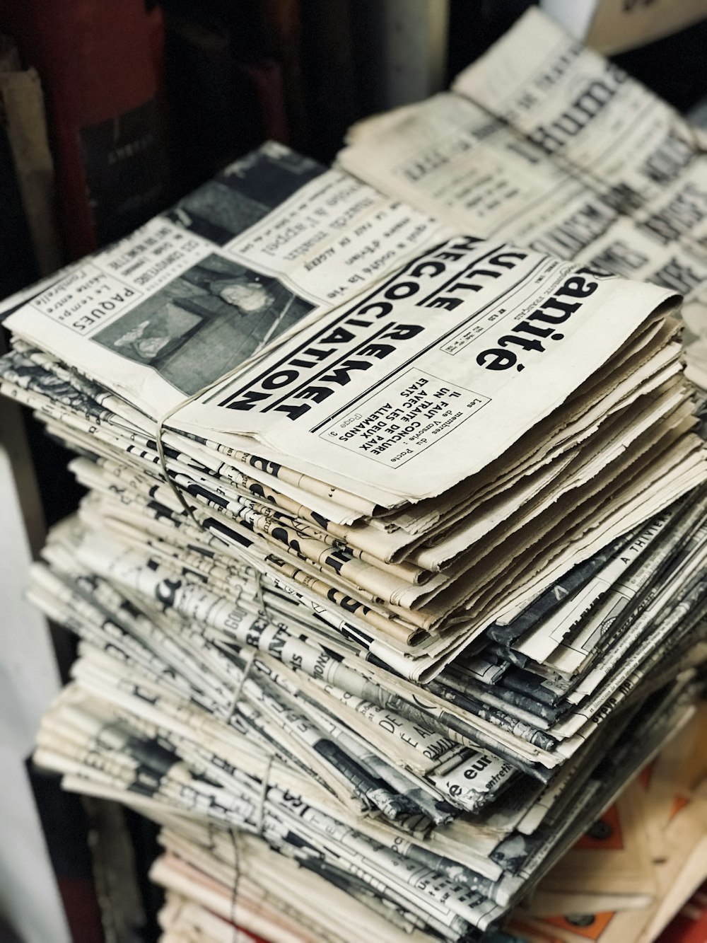 Microfono e reporter sul campo